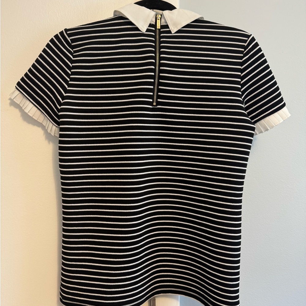 Karl Lagerfeld Monochrome Striped Top with White Collar. Size XS - Picture 7 of 7